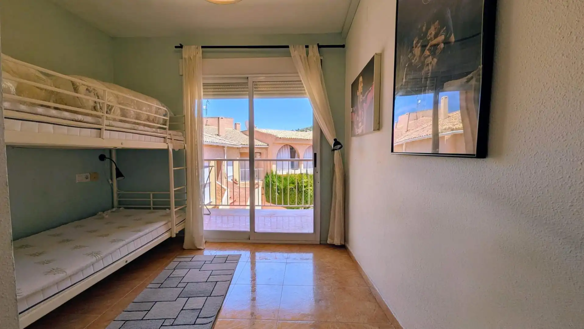 Habitación de Casa o chalet en venta en L'Alfàs del Pi con Aire acondicionado, Terraza y Piscina comunitaria