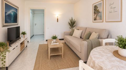 Foto 3 de Apartament en venda a Avenida Gamonal, Parque de la Paloma, Benalmádena