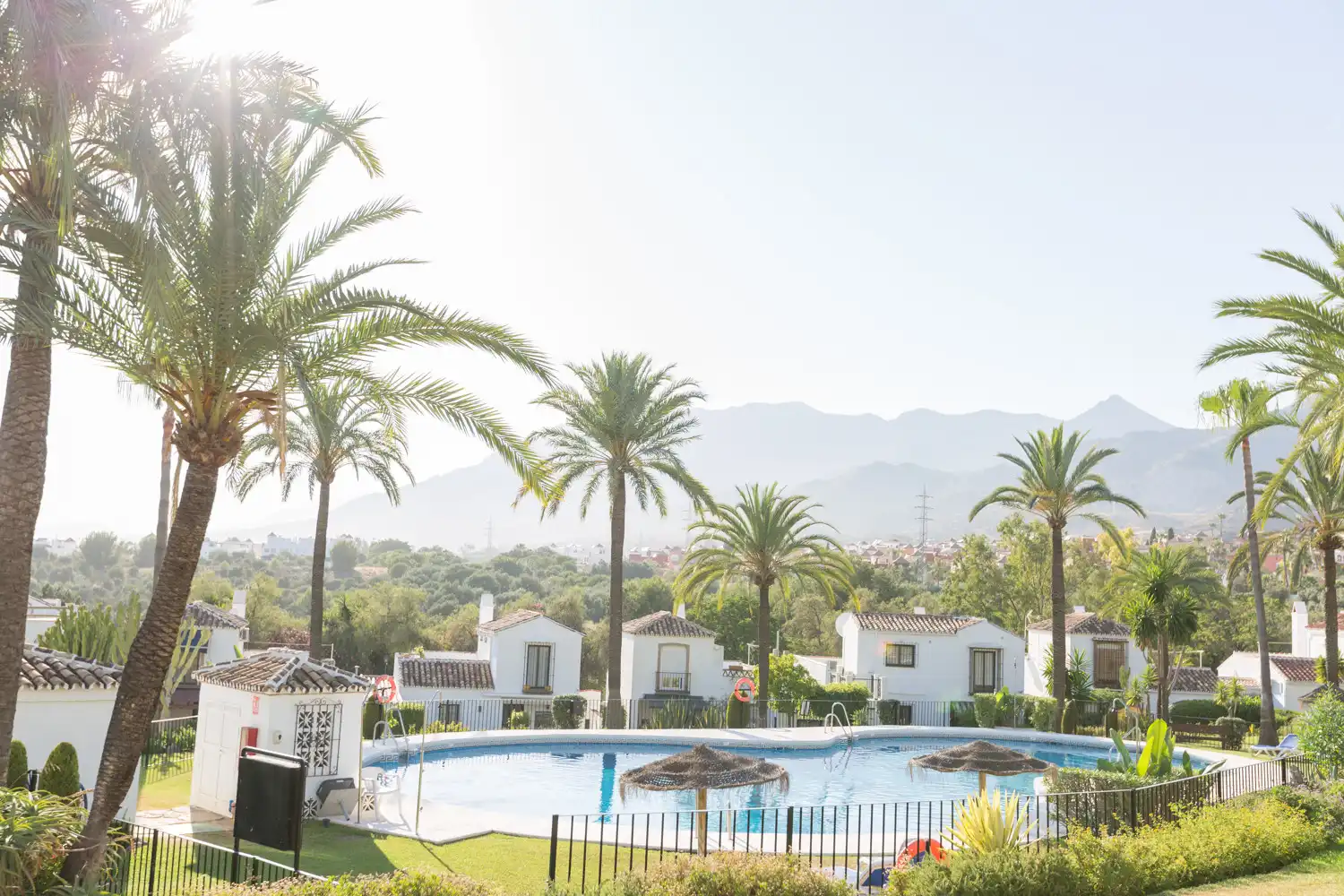 Ground floor for rent in Bello Horizonte - Lindasol