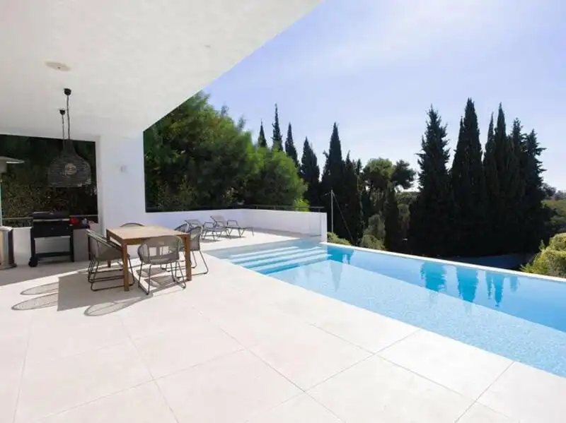 Casa con terraza en venta en La Quinta, imagen 2