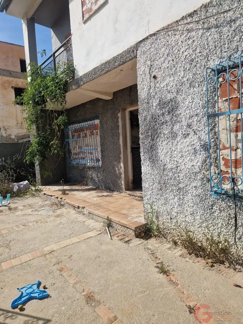 Casa in vendita a Ítrabo