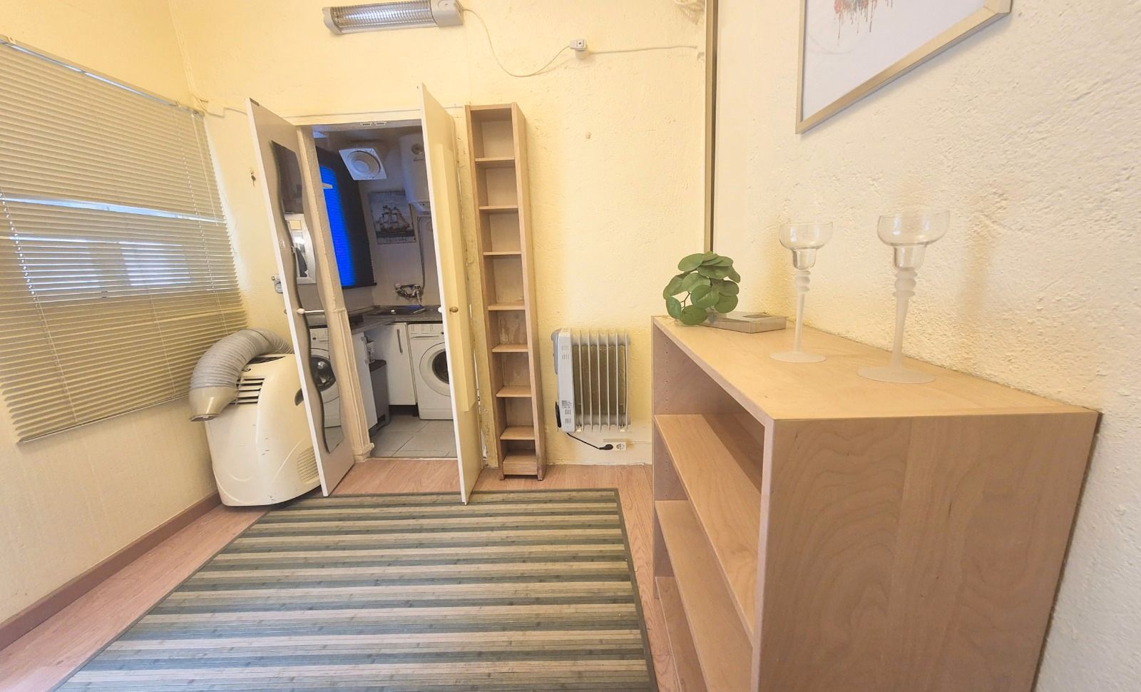 Bedroom of Flat for sale in  Madrid Capital  with Private garden, Terrace and Furnished