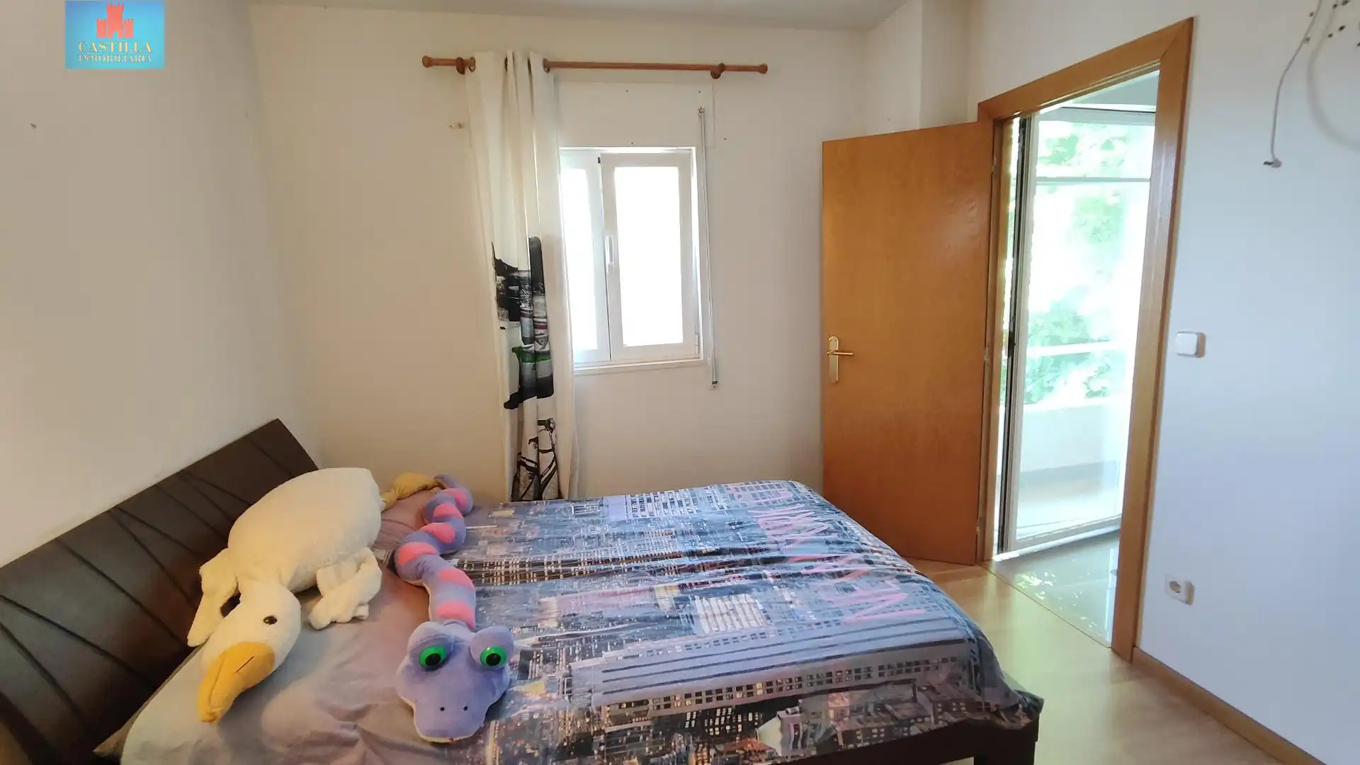 Habitación de Finca rústica en venta en Muñopepe con Calefacción, Jardín privado y Trastero