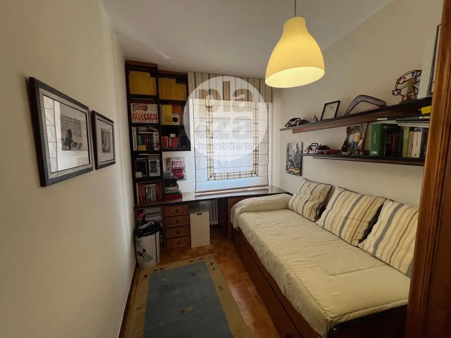 Bedroom of Flat for sale in Burgos  with Heating, Terrace and Storage room