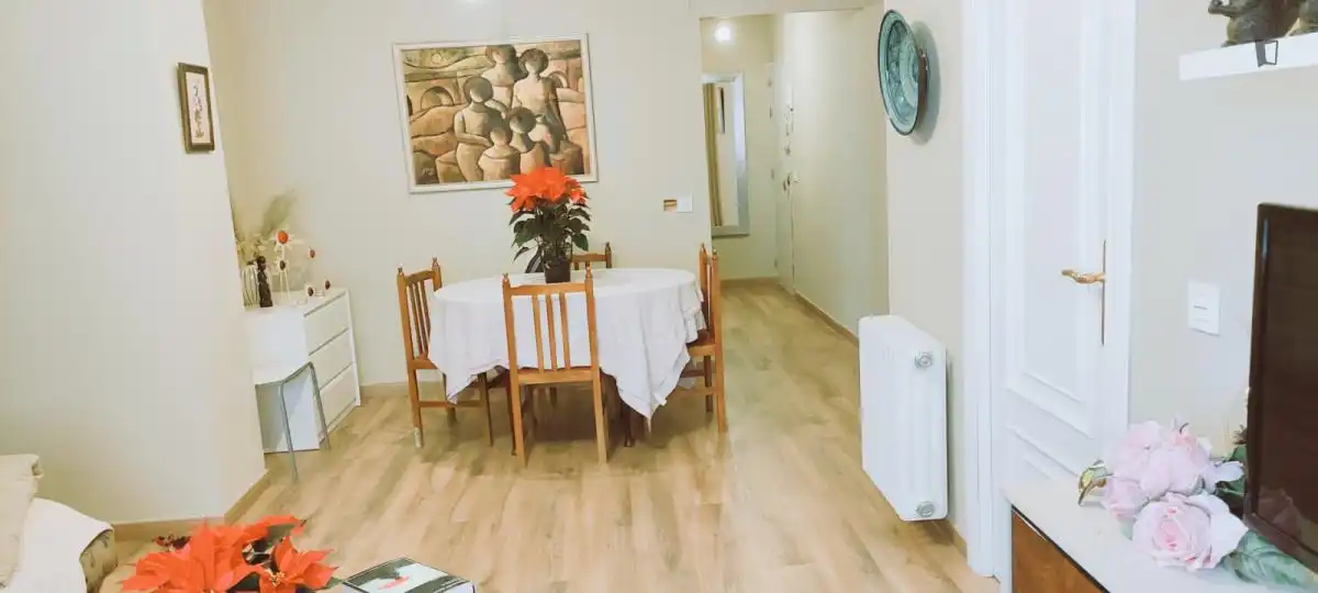 Room in Caballería Española