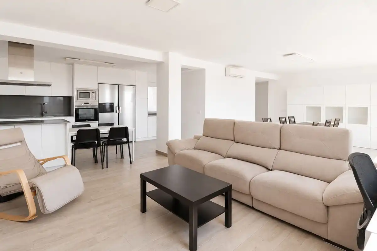 Sala de estar de Ático en venta en La Línea de la Concepción con Terraza