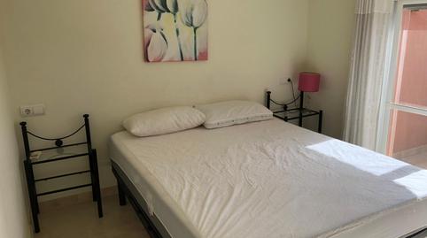 Foto 4 de Àtic de lloguer a Puerto de Estepona, Estepona