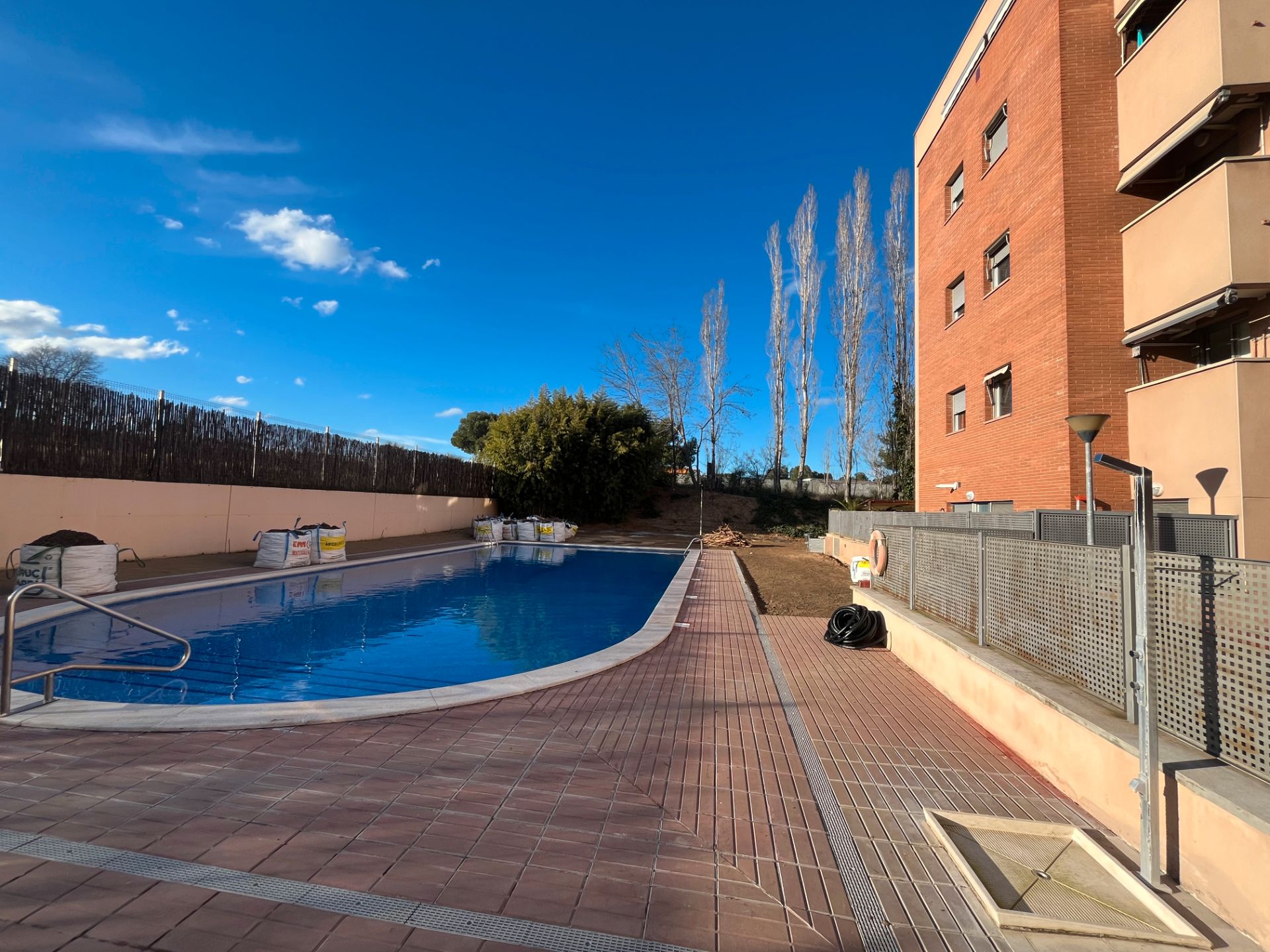 Piscina de Pis en venda en Mollet del Vallès amb Aire condicionat, Calefacció i Parquet
