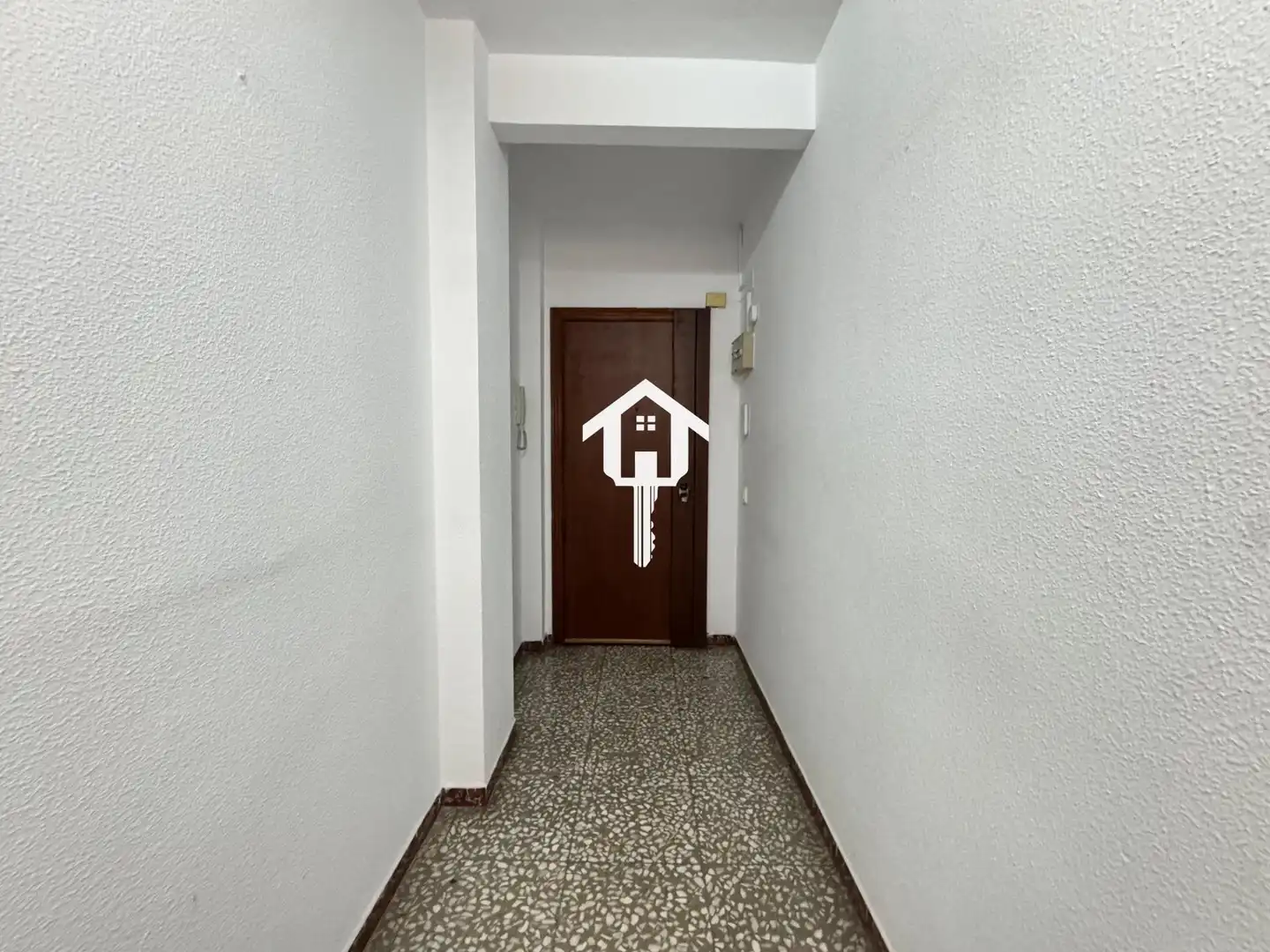 Piso en venta en Alicante / Alacant con Balcón