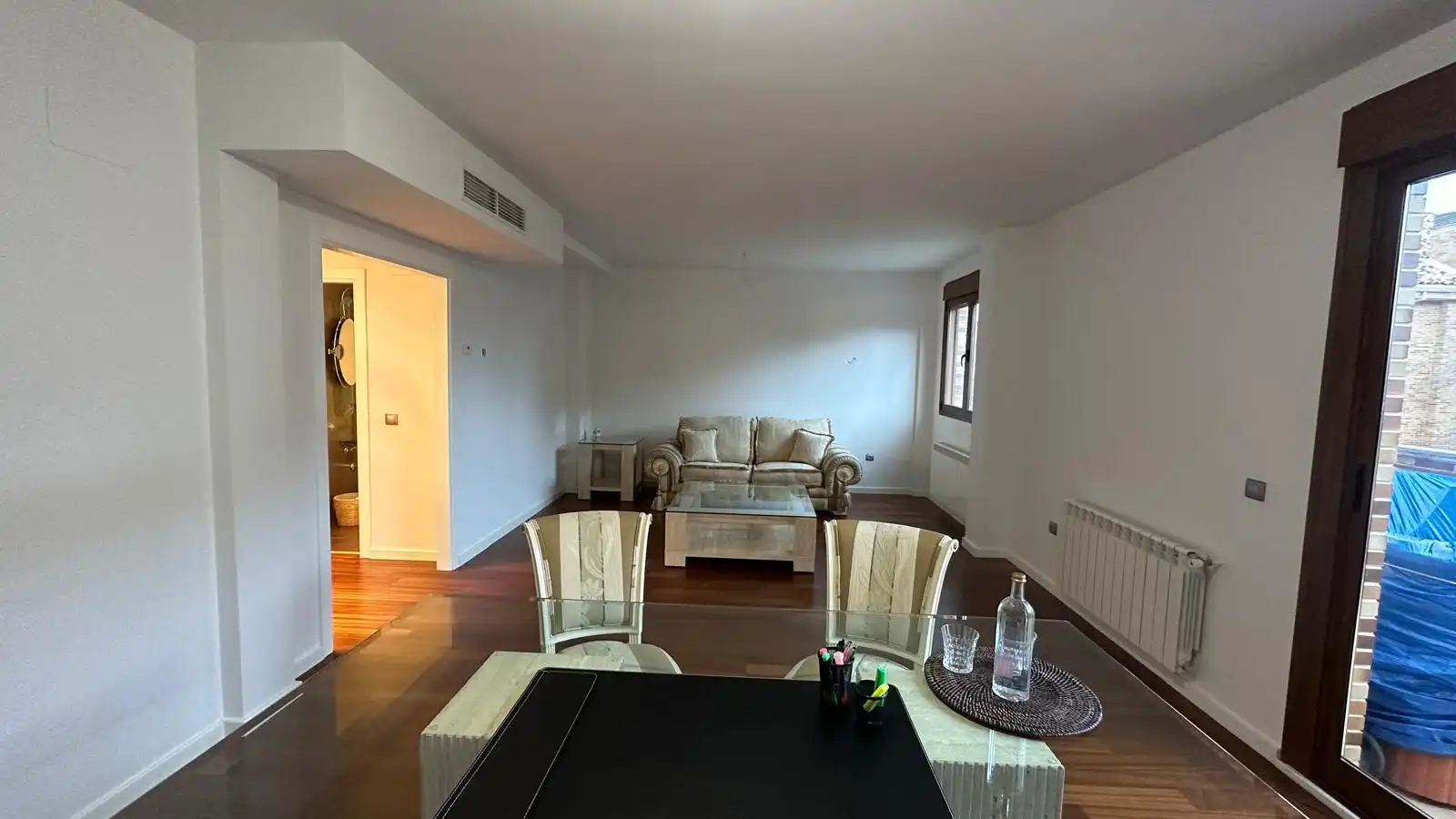Living room of Houses for sale in Villaviciosa de Odón  with Air Conditioner, Heating and Private garden