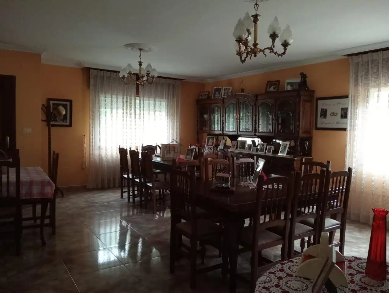 Menjador de Casa o xalet en venda en Lalín amb Calefacció, Jardí privat i Traster