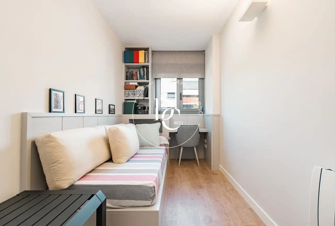 Wohnung mit Terrasse zum Verkauf in Carrer de Lola Anglada, imagen 31