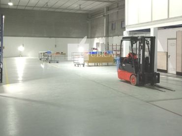 Nave industrial in affitto a Poble