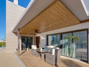 Apartment with balcony for sale in Los Balcones - Los Altos