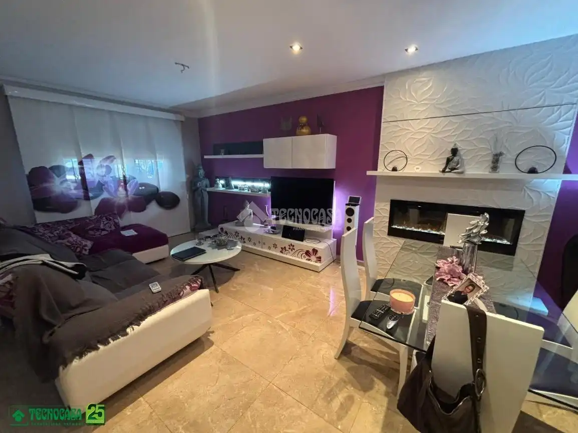 Sala de estar de Casa adosada en venta en Bolaños de Calatrava