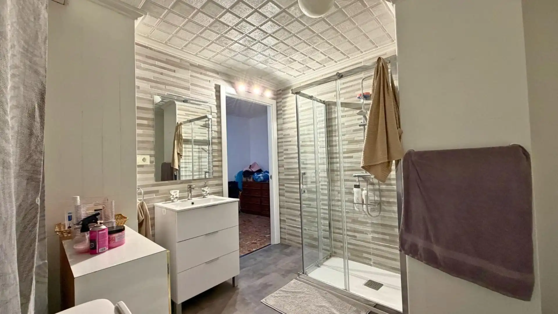 Baño de Piso en venta en Yecla con Terraza y Balcón