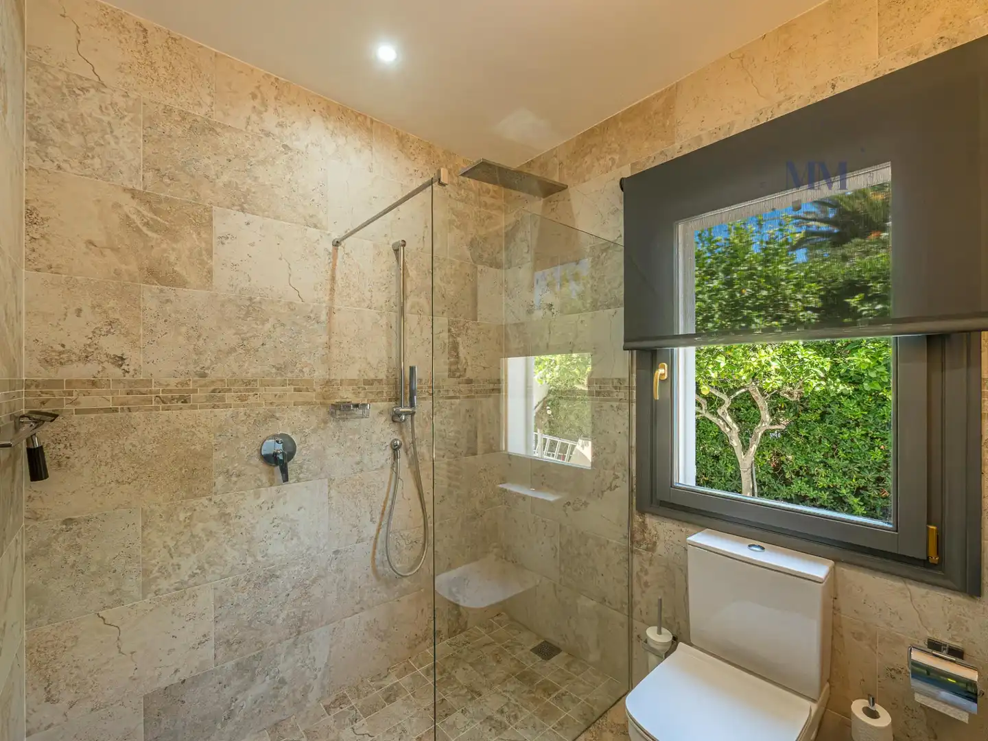 Bathroom of Houses for sale in Es Castell  with Air Conditioner, Private garden and Terrace