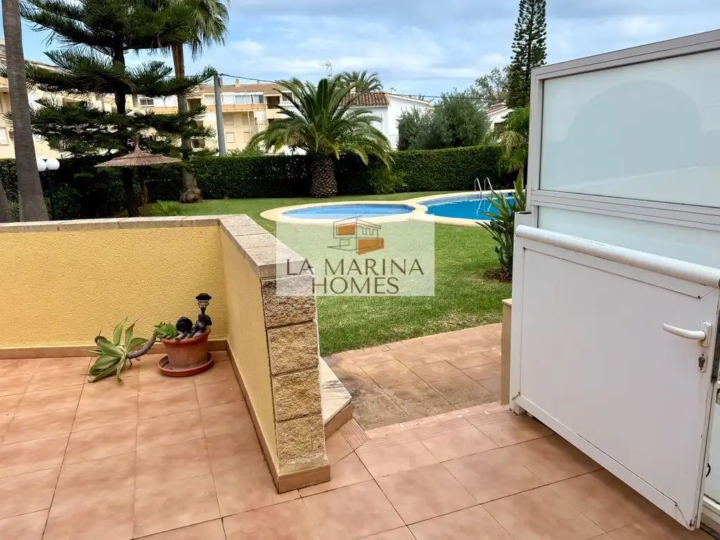 Garden of Apartments for sale in Las Marinas / Les Marines