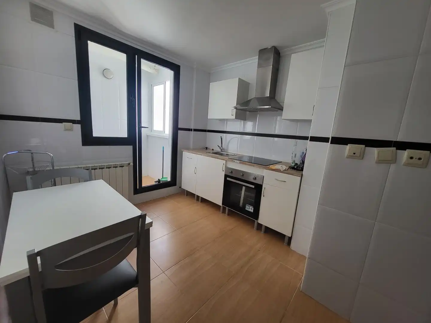 Cocina de Ático de alquiler en La Roda con Aire acondicionado, Calefacción y Terraza