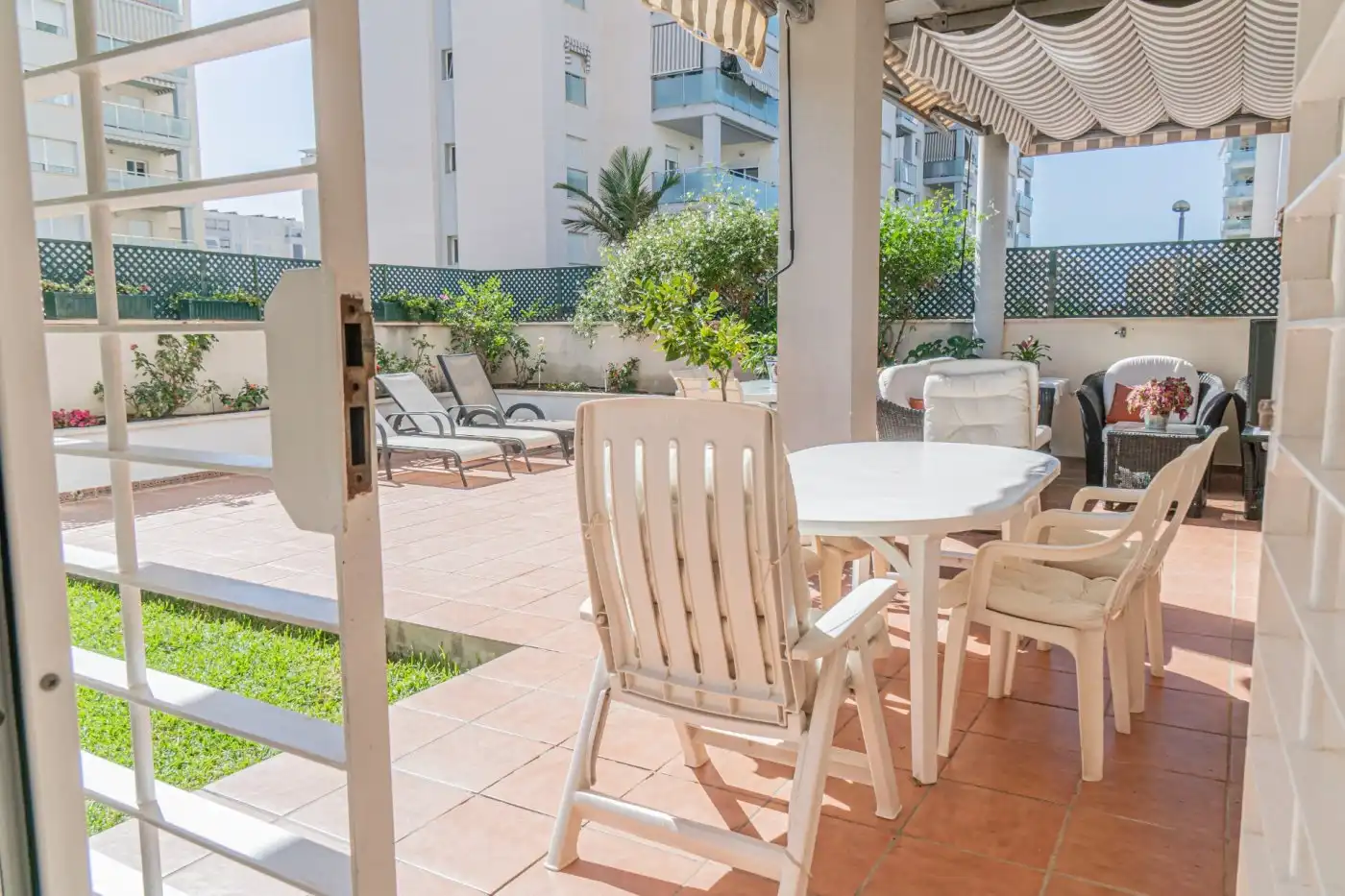Erdgeschoss zur Miete in Playa del Rincón