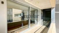 Terrace of Flat for sale in  Barcelona Capital  with Air Conditioner, Heating and Private garden