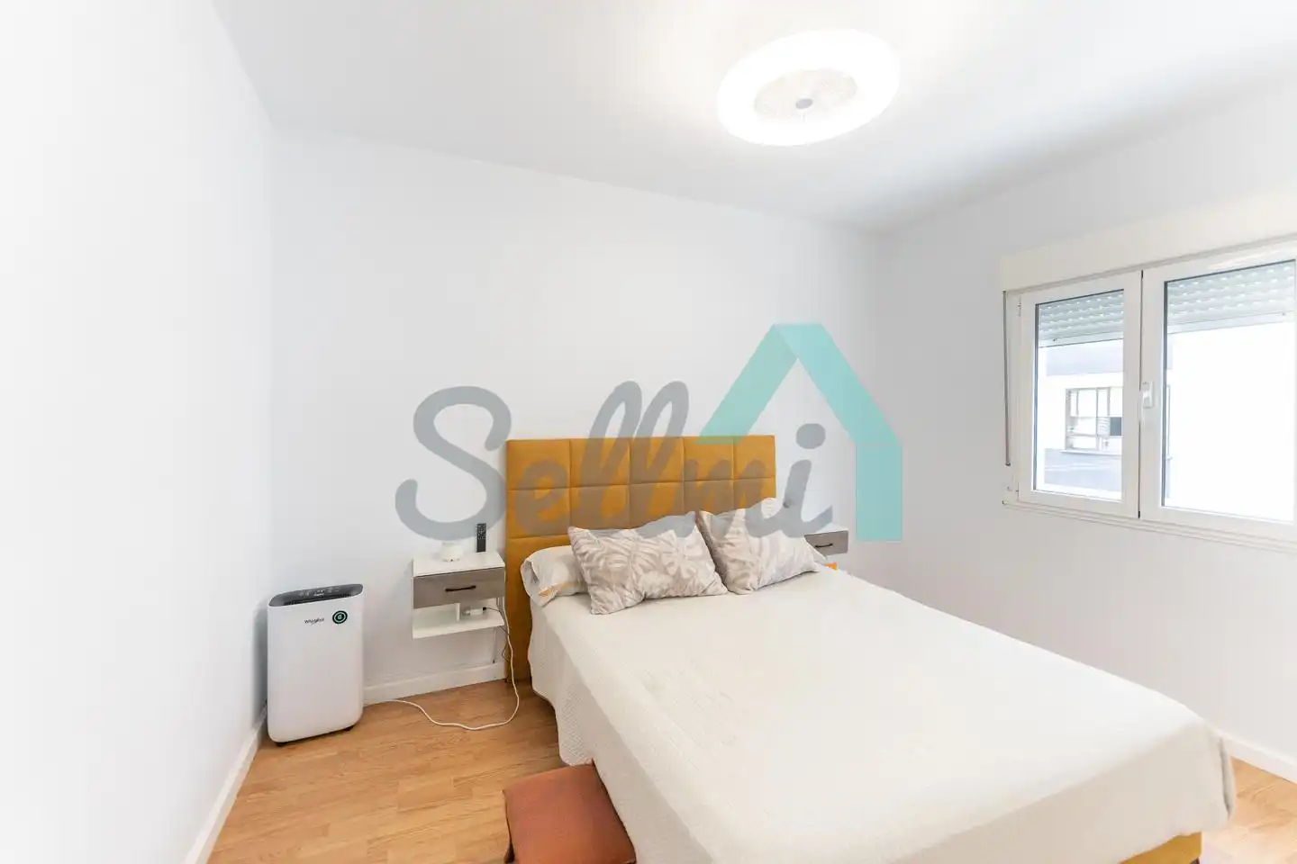 Bedroom of Flat for sale in Gijón   with Terrace and Furnished