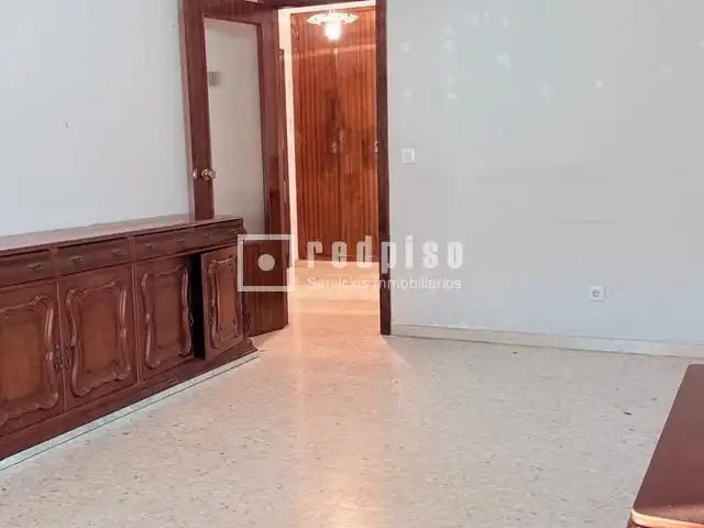 Dormitori de Edifici en venda en Madrid