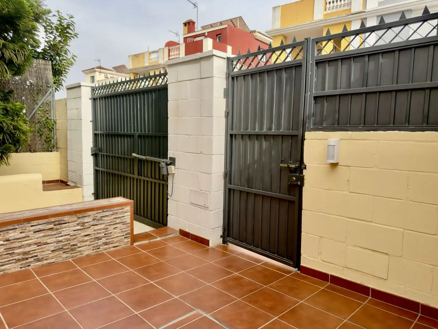 Terraza de Casa o chalet en venta en Mairena del Aljarafe con Aire acondicionado, Calefacción y Terraza