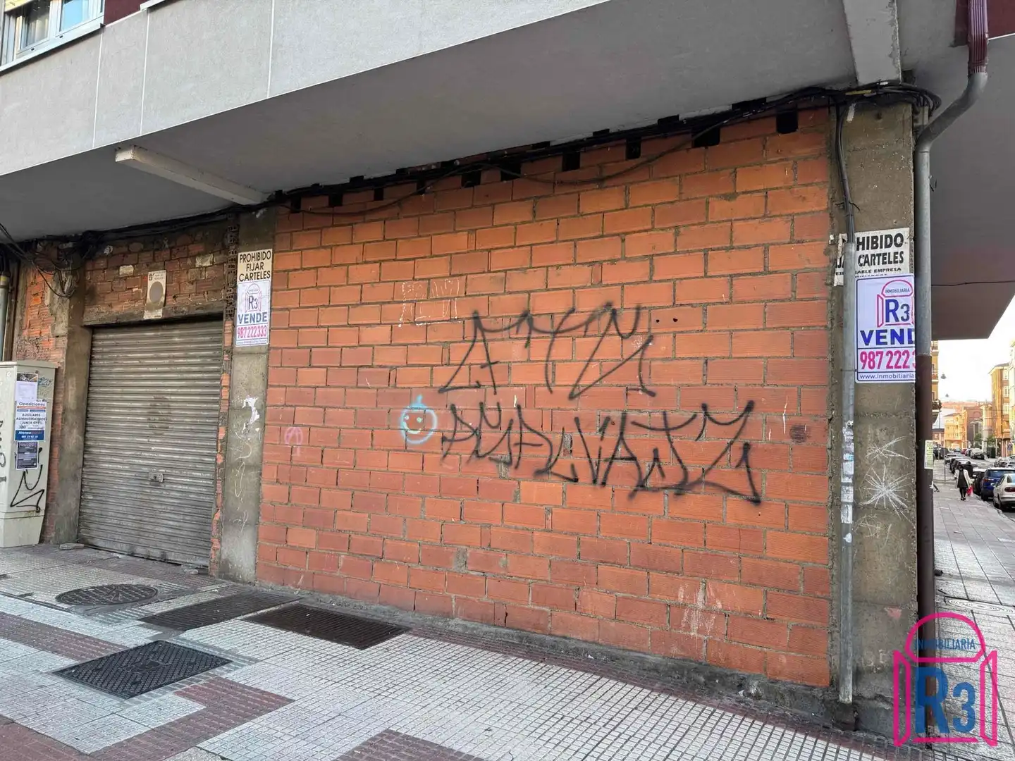 Local comercial en venda a Doctor Fleming