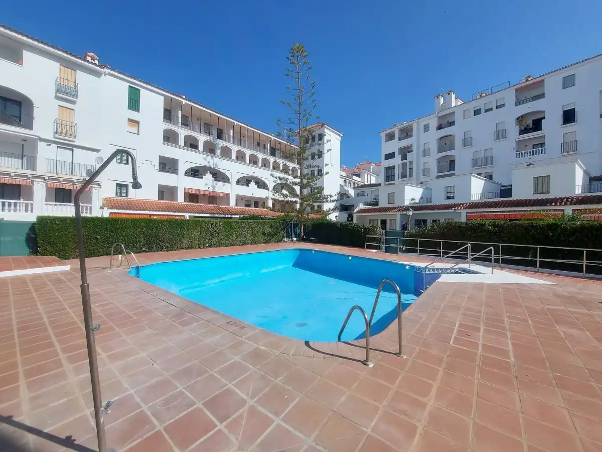 Piscina de Estudi de lloguer en Almonte amb Aire condicionat, Terrassa i Moblat