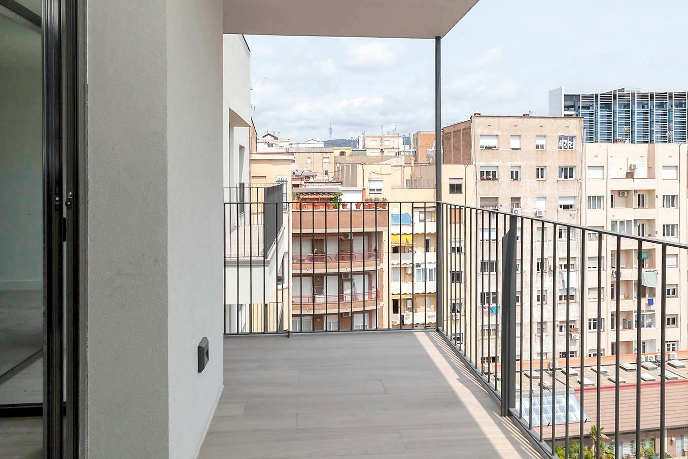Terrassa de Pis de lloguer en  Barcelona Capital amb Aire condicionat, Calefacció i Parquet