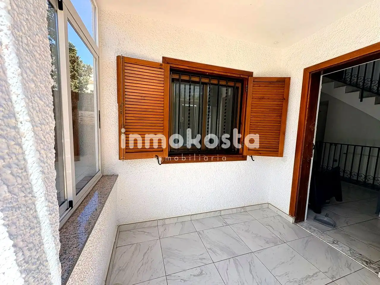 Exterior view of Detached homes for sale in L'Alfàs del Pi  with Air Conditioner, Heating and Private garden