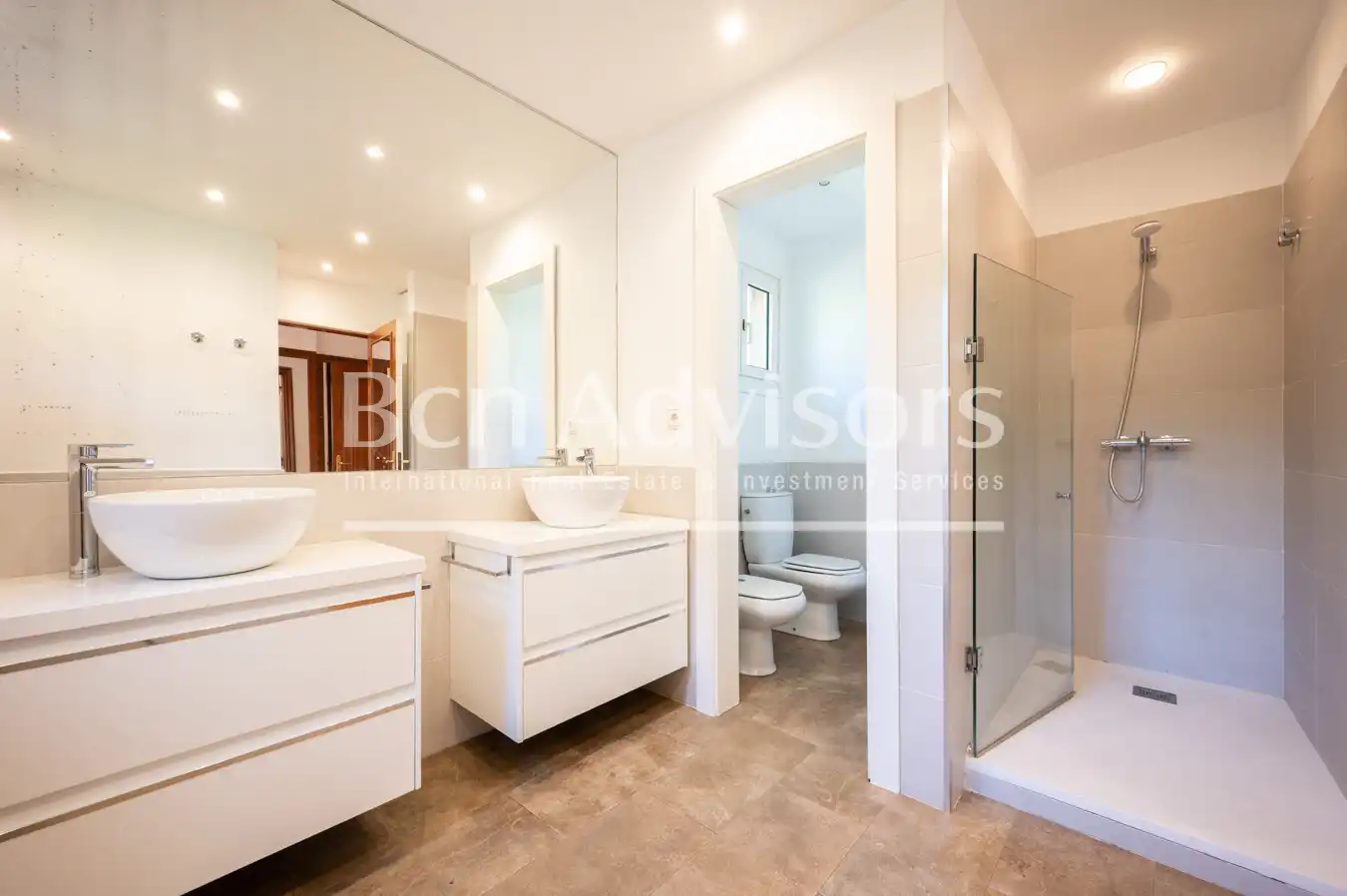Baño de Casa o chalet en venta en Barcelona con Aire acondicionado, Calefacción y Jardín privado