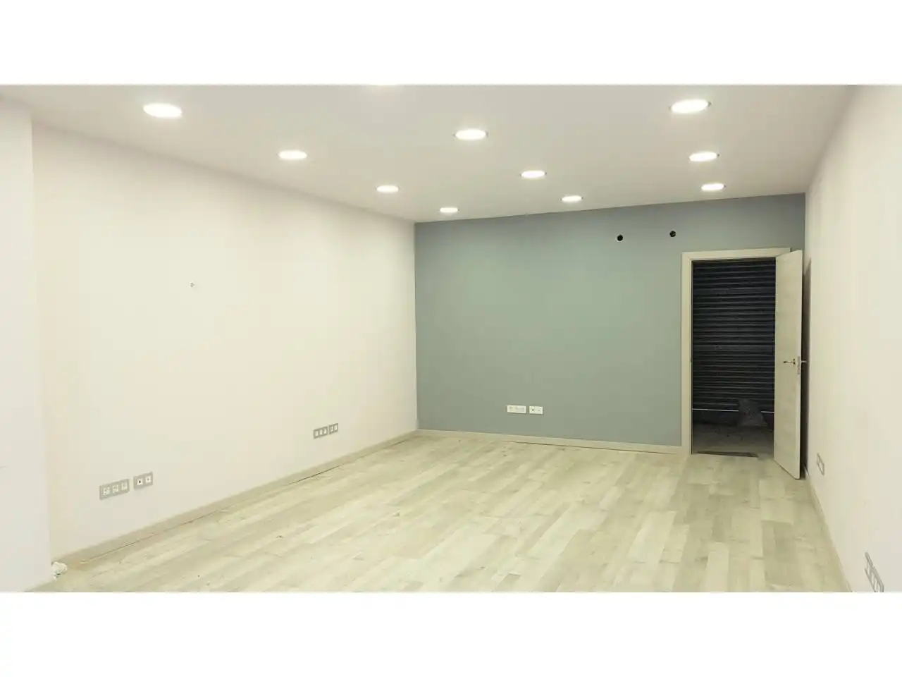 Gewerbefläche zum Verkauf in Calle CARRER MERCÈ RODOREDA, imagen 3