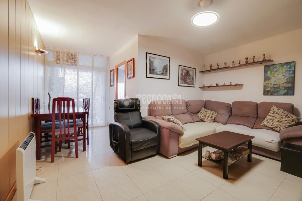 Living room of Flat for sale in Sant Feliu de Llobregat  with Terrace