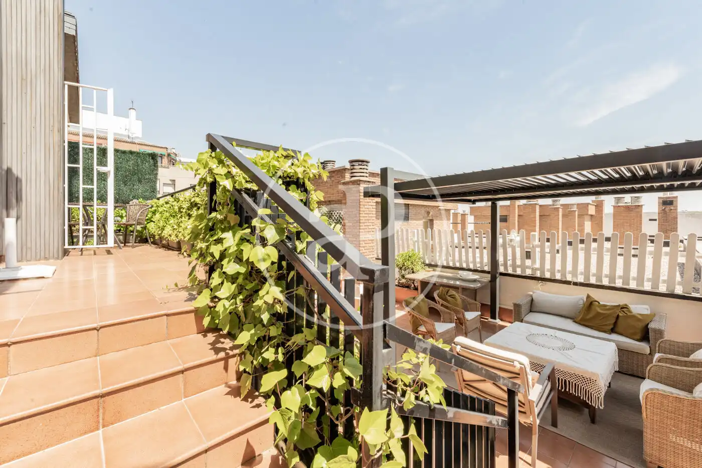 Piso en venta en C. de Pechuán, Ciudad Jardín