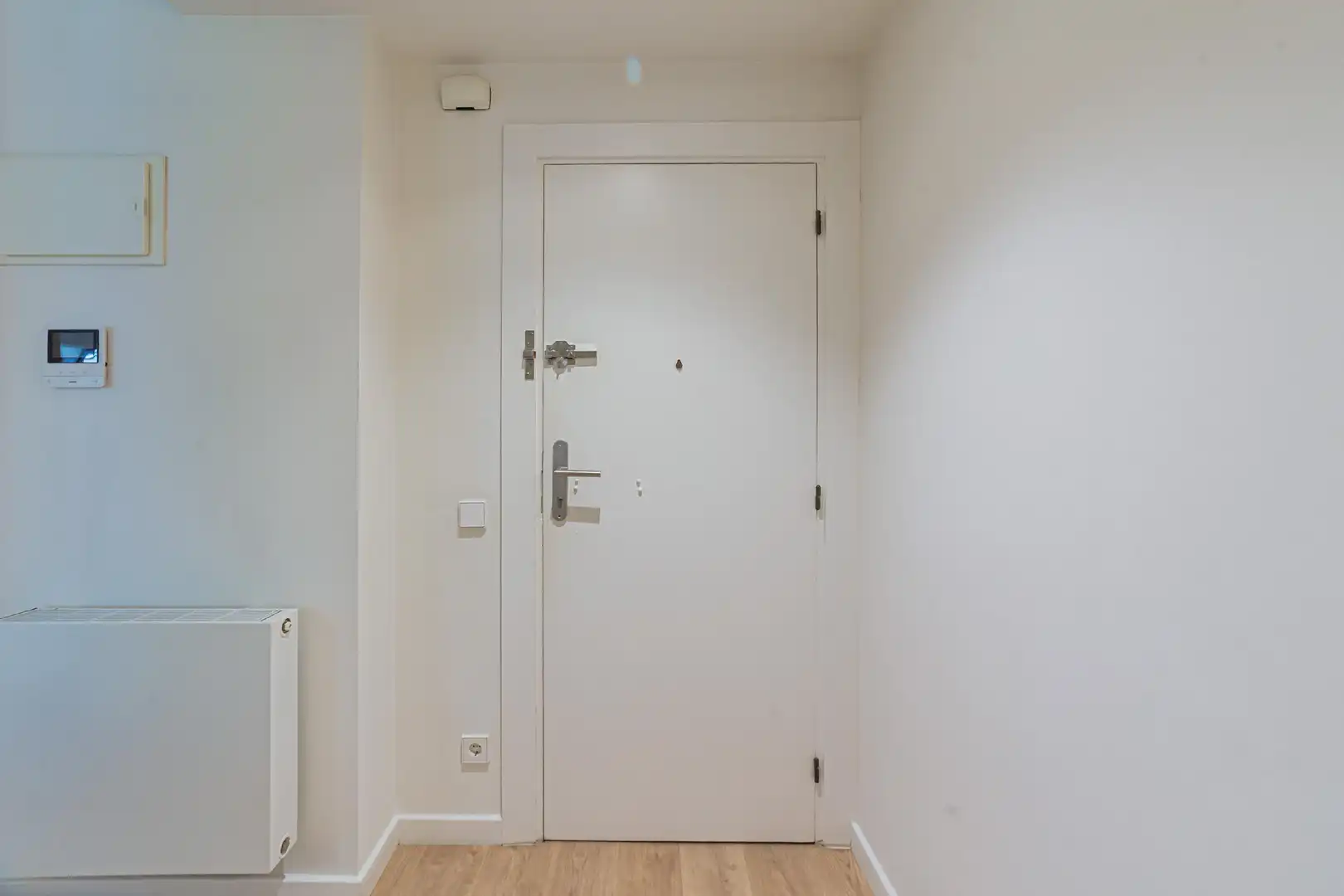 Wohnung zum Verkauf in Barcelona mit Klimaanlage, Heizung und Parkett