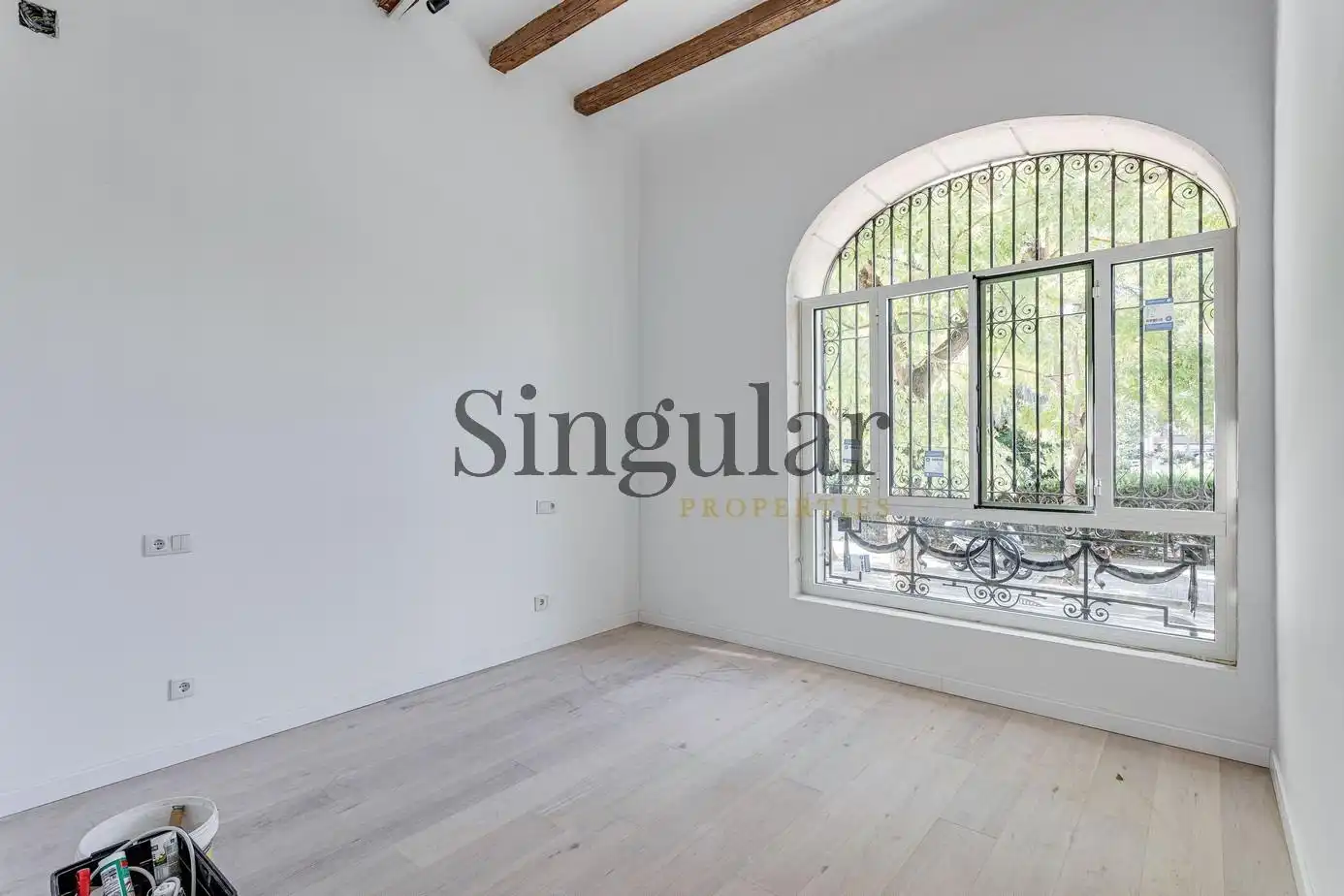 Sala de estar de Dúplex en venta en Barcelona con Aire acondicionado, Calefacción y Jardín privado