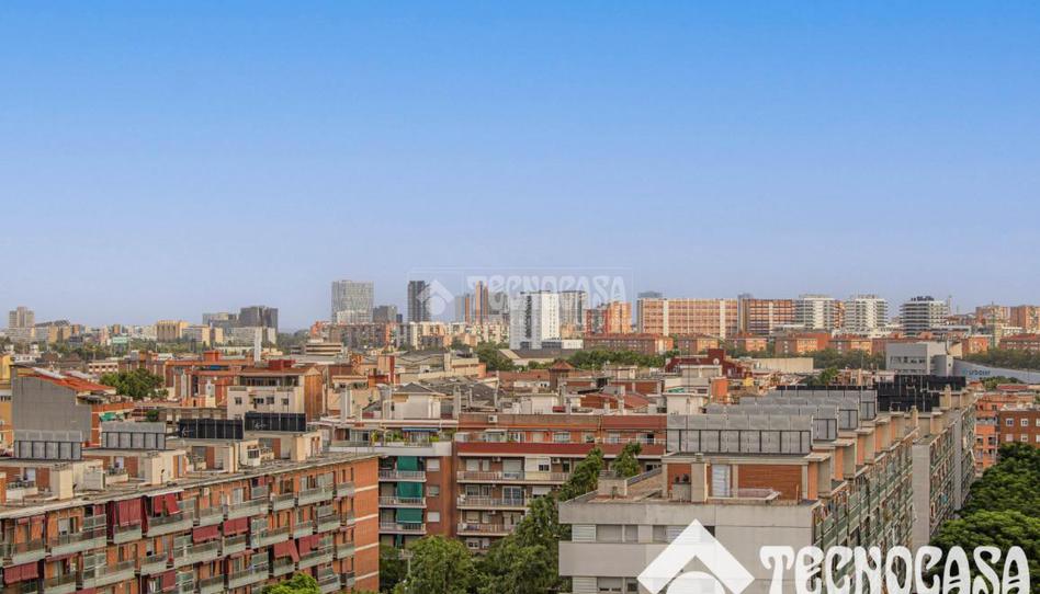 Foto 1 de Piso en venta en El Bon Pastor, Barcelona