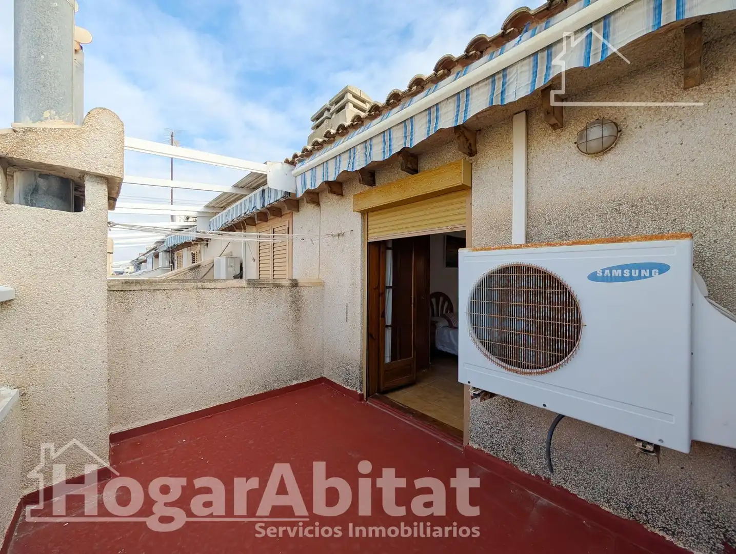 Vista exterior de Casa o xalet en venda en Santa Pola amb Aire condicionat, Terrassa i Moblat