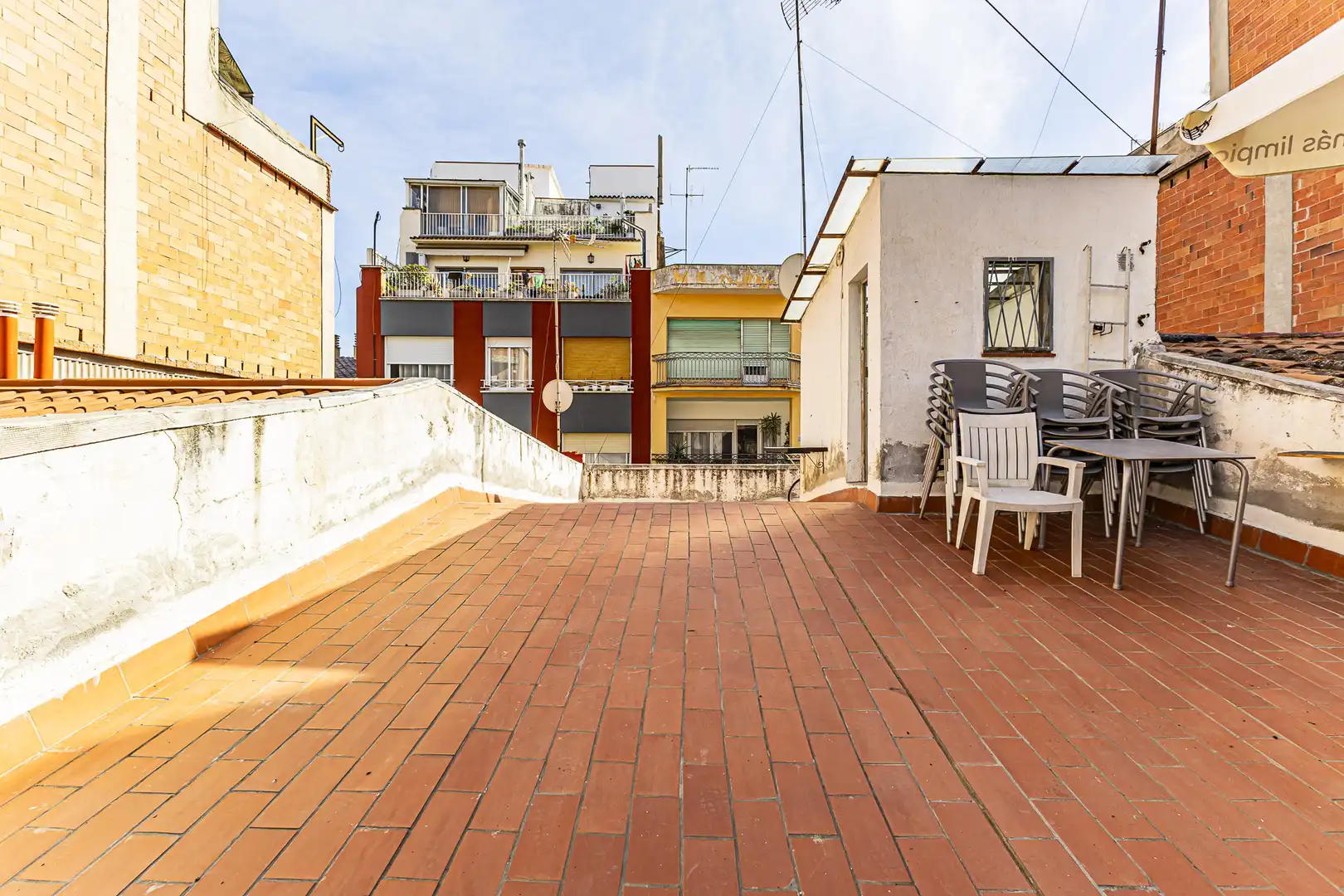 Terraza de Casa adosada en venta en Sant Andreu