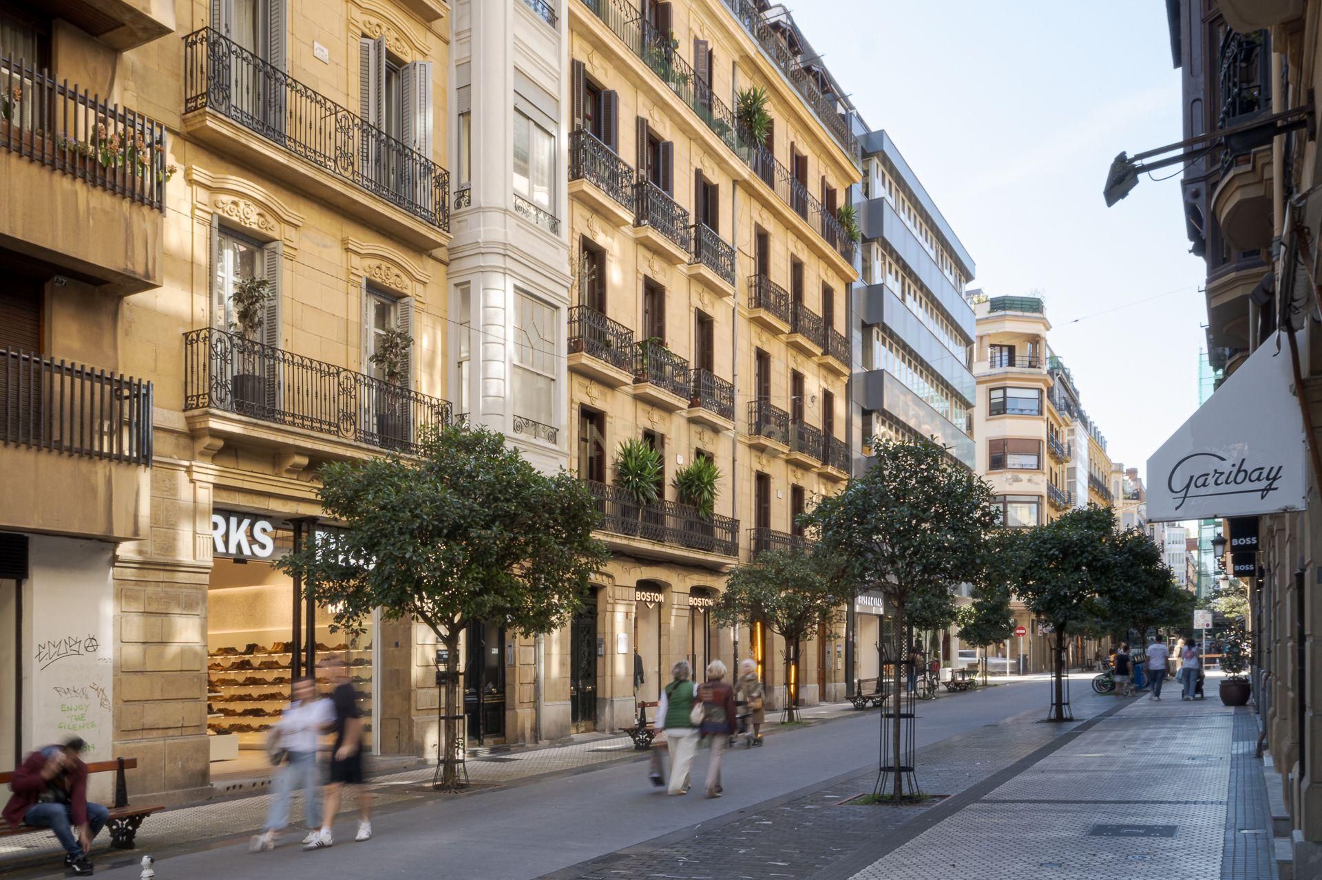 Exterior view of Flat for sale in Donostia - San Sebastián   with Oven, Washing machine and Microwave