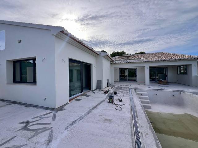 Casa-chalet en Venta en Partides comunes - Adsubia