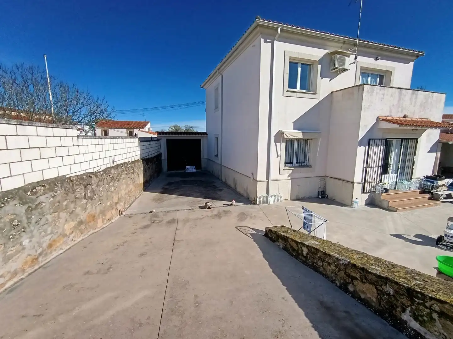 Vista exterior de Casa o xalet en venda en Mata de Alcántara amb Moblat