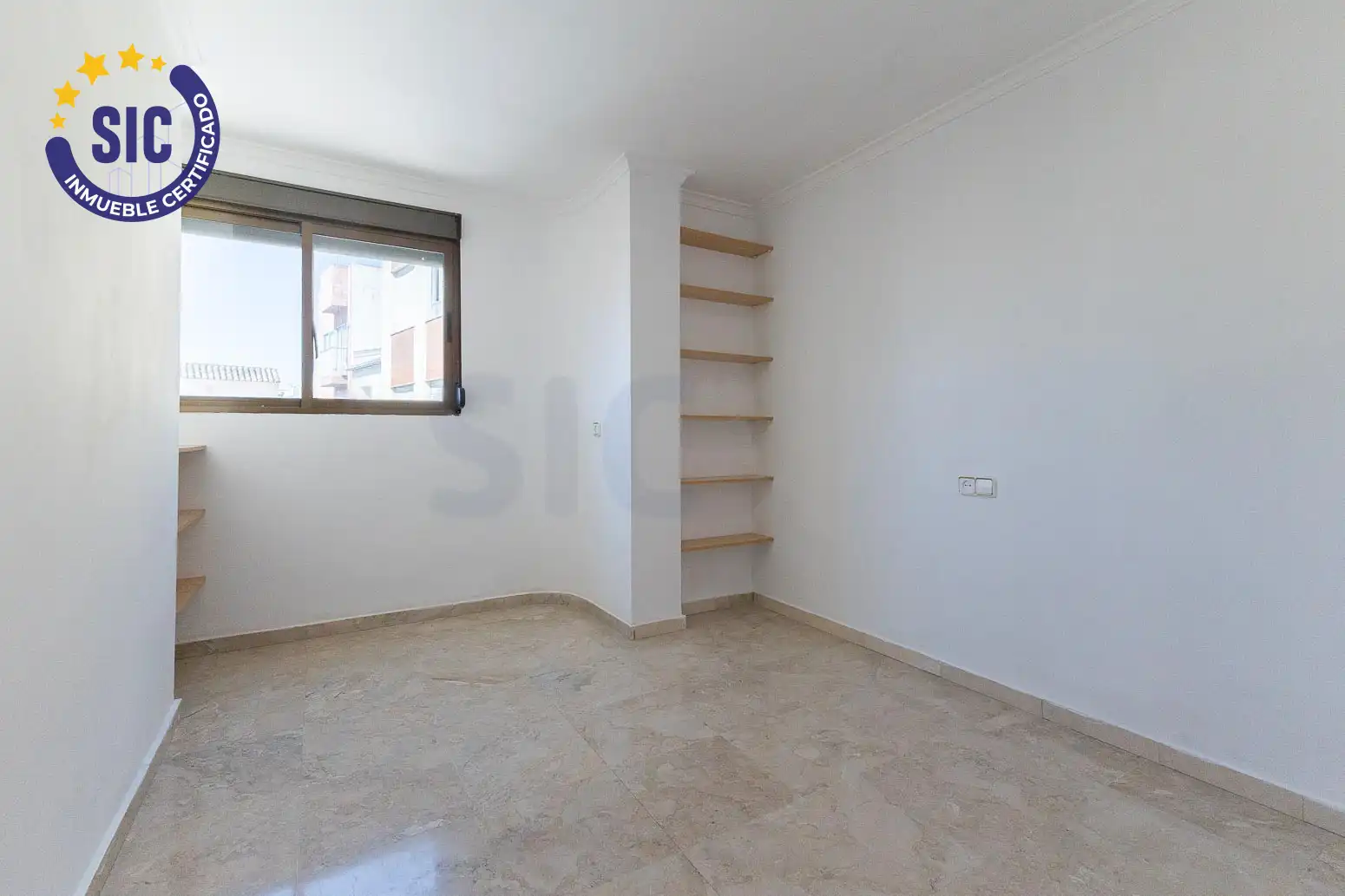 Habitación de Piso en venta en Tavernes de la Valldigna con Aire acondicionado, Terraza y Trastero