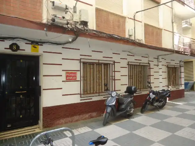 Vista exterior de Piso en venta en Granada