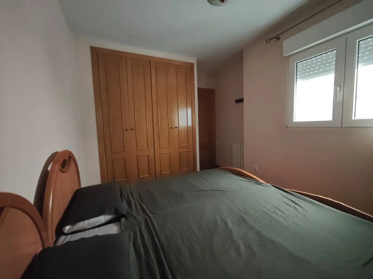 Bedroom of Flat for sale in Valencia  with Air Conditioner, Furnished and Oven