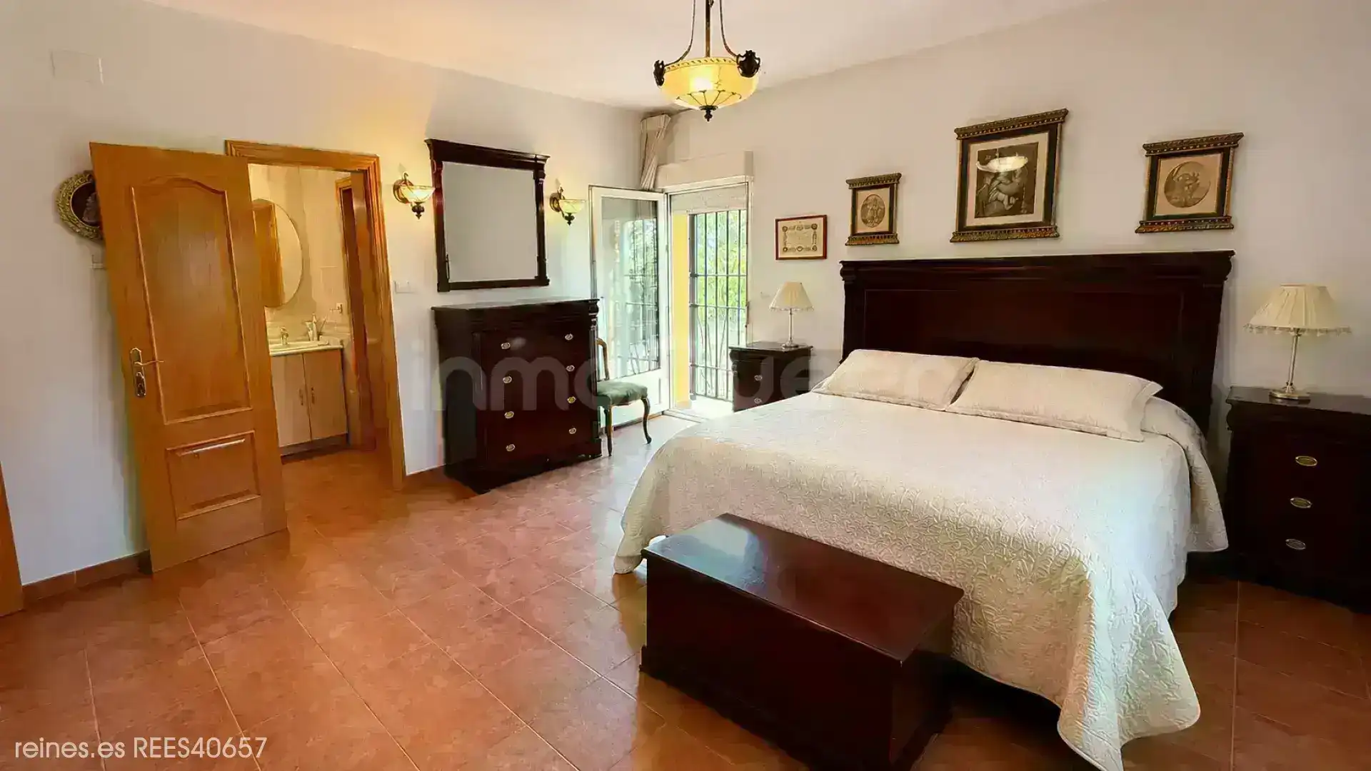 Dormitori de Casa o xalet en venda en Villaviciosa de Odón amb Calefacció i Jardí privat