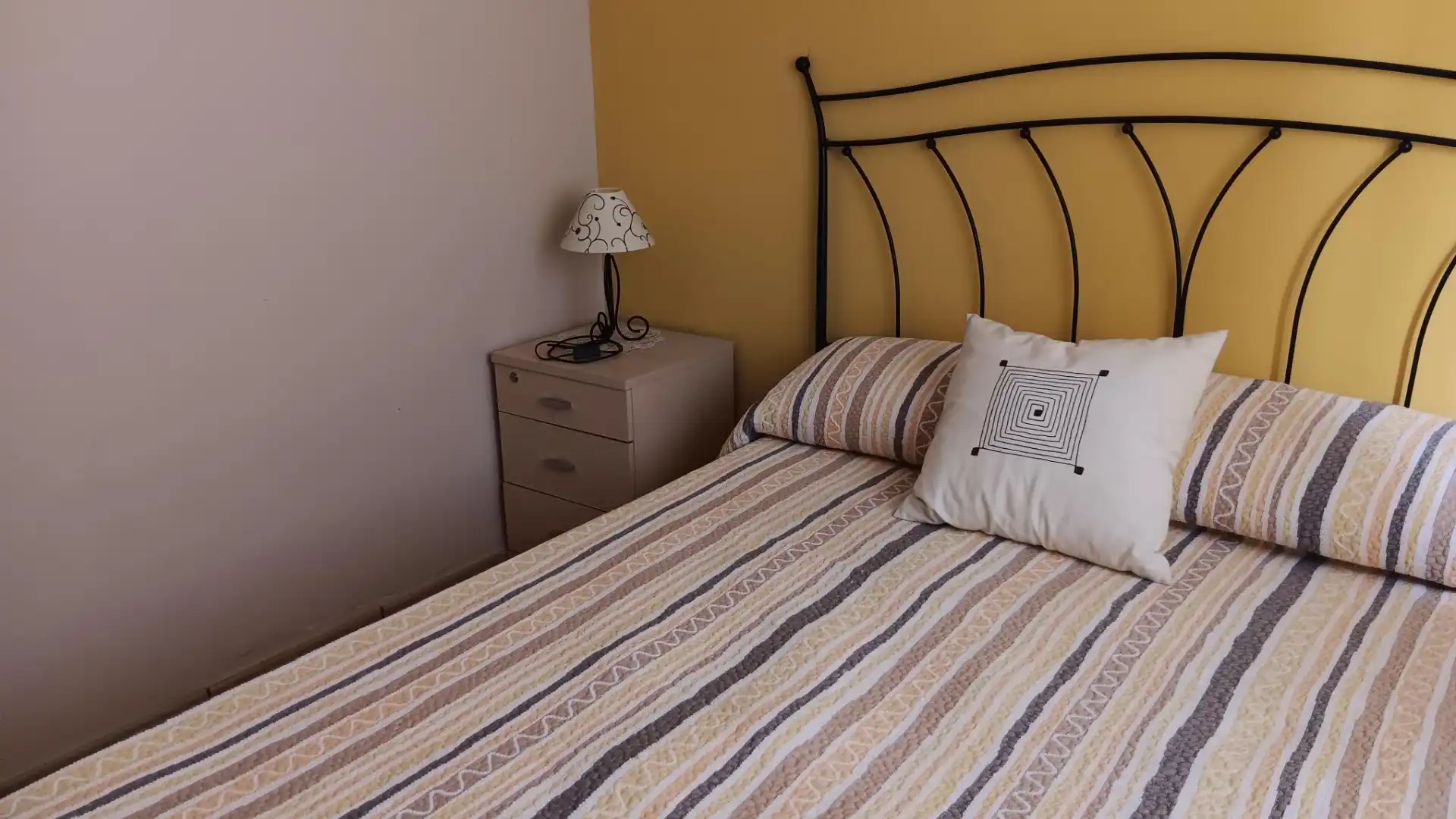 Habitación de Casa o chalet en venta en Cheste con Jardín privado, Terraza y Trastero