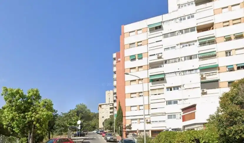 Piso con terraza en venta en SANTA ELVIRA
